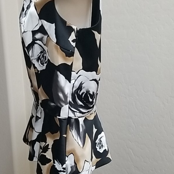 WHBM Beautiful Shell - Picture 3 of 9